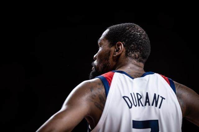 1628391106705047738.jpg b2a5053b-09a0-43cf-aaf9-d079df1ef4f6.jpg